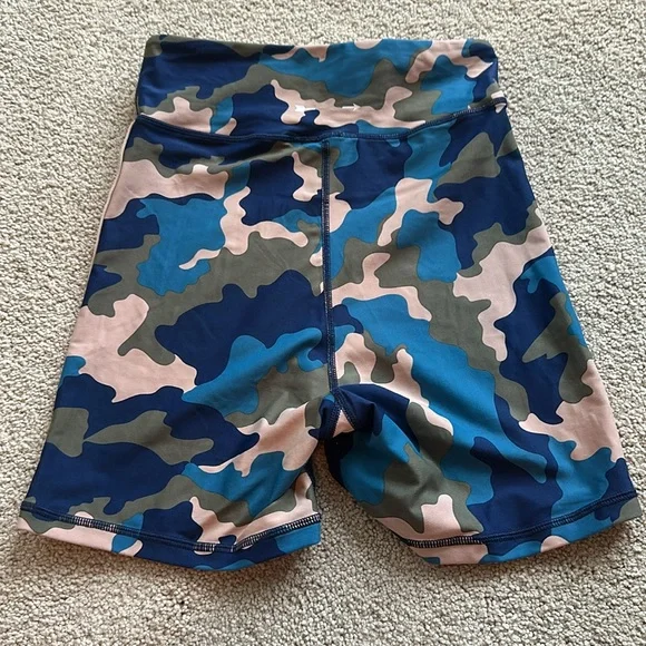 The upside bike shorts - Picture 5 of 8